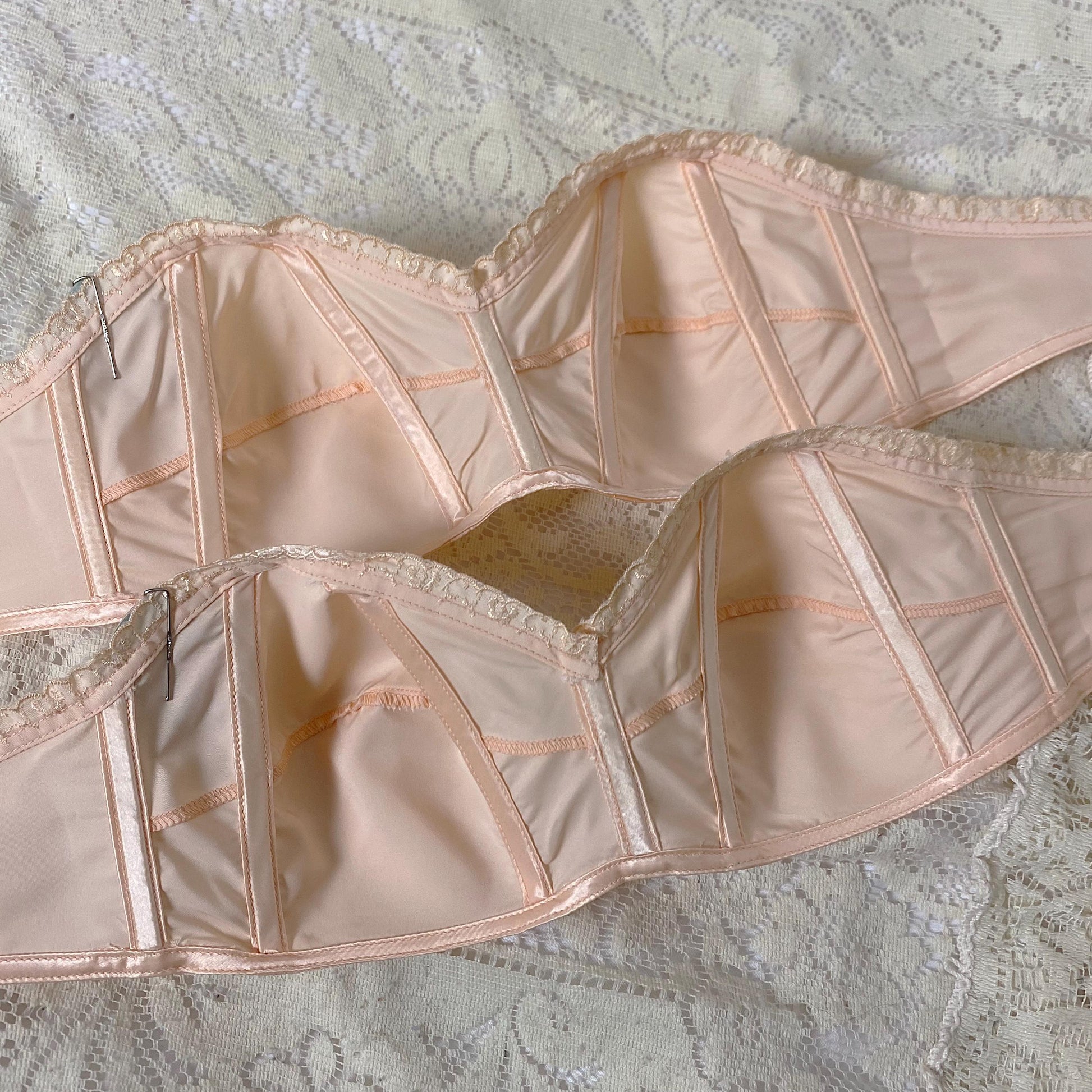 Vintage 1940's - 1950's Cathedral Bra | Peachy Pink Rayon Acetate Satin with Embroidered Scalloped Trim | Size XS | Stardust New with Tags