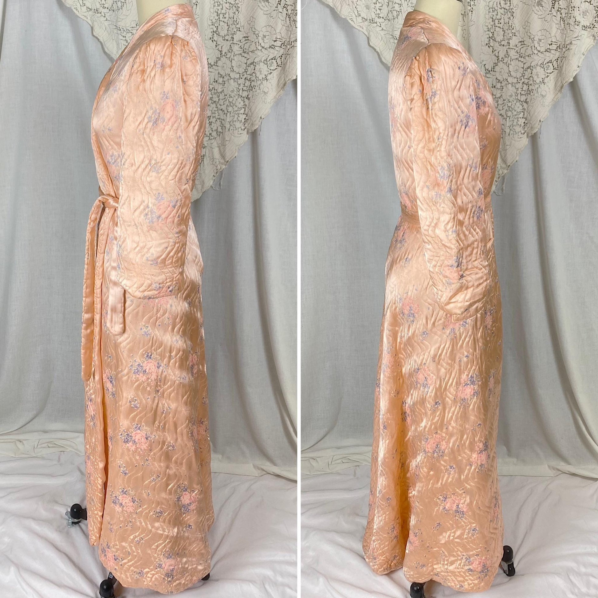 Vintage 1940's Robe | Quilted Floral Print Peachy Pink Rayon Satin with Darted Shoulders & Bell Sleeves | Size XS, S