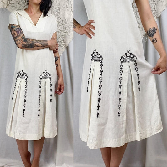 Vintage 1970's Kaftan Dress | Natural Cotton with Black & White Embroidery | Size S, M, LG