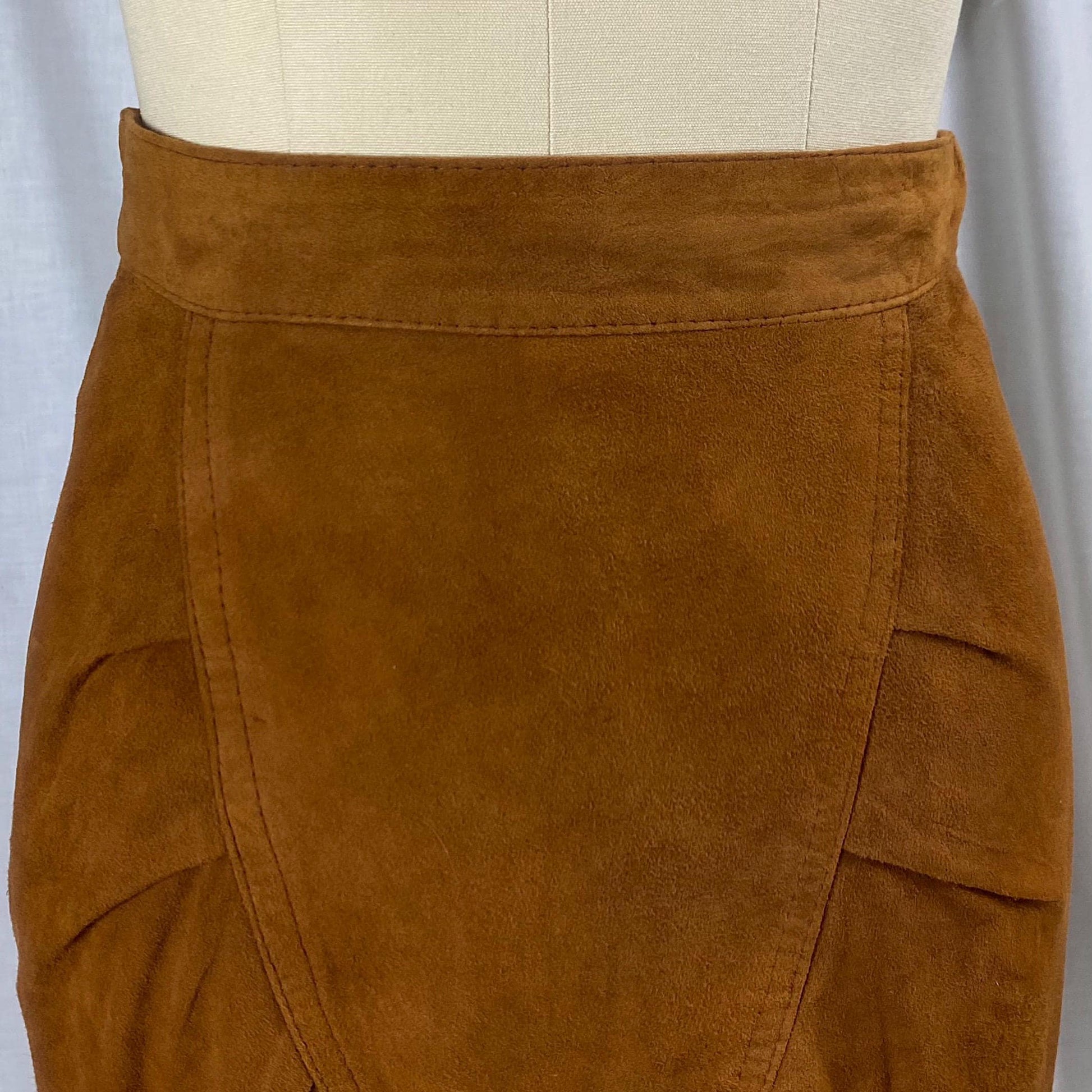 Vintage 1970's Mini Skirt | Genuine Tan Suede Leather with Lining | Size XS | Made in France