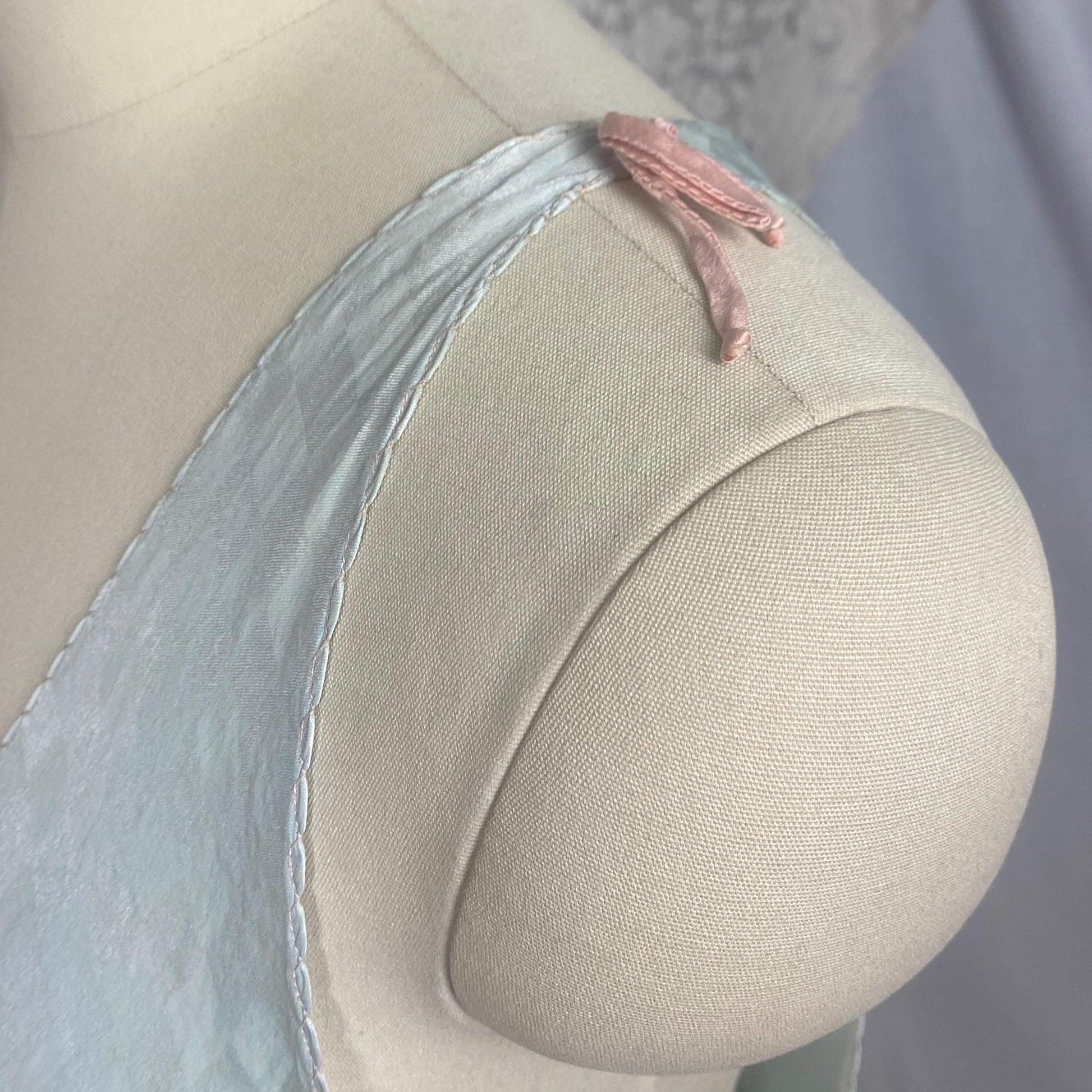 Vintage 1930's Nightgown | Dusty Blue Silk with Diamond Satin Damask Print & Pink Silk Bow | Size M, LG