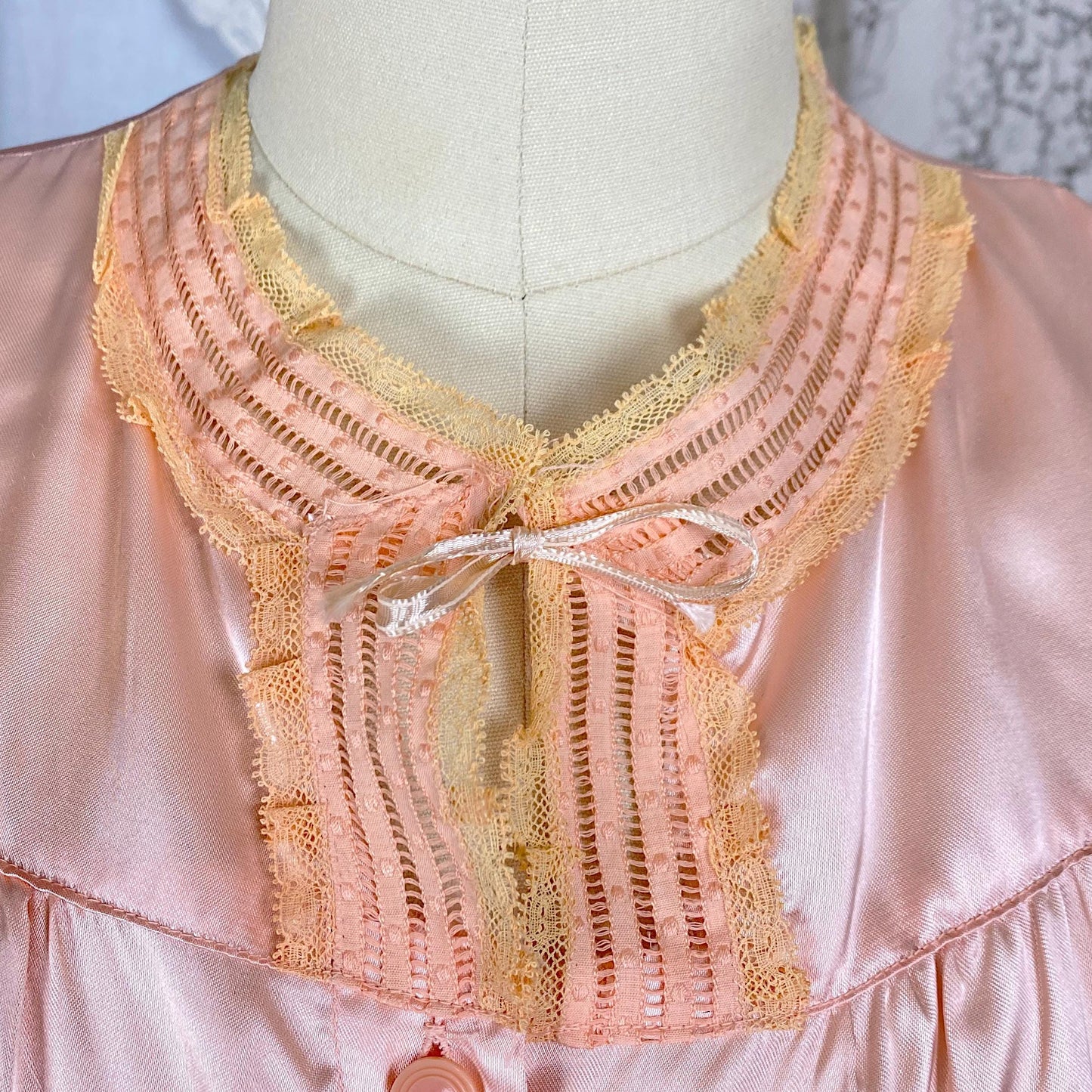 Vintage 1940's Pajama Set | Rosy Pink Rayon Satin with Ruffled Lace & Satin Damask Collar | Size XS, S | Little Miss Dixie - Never Worn