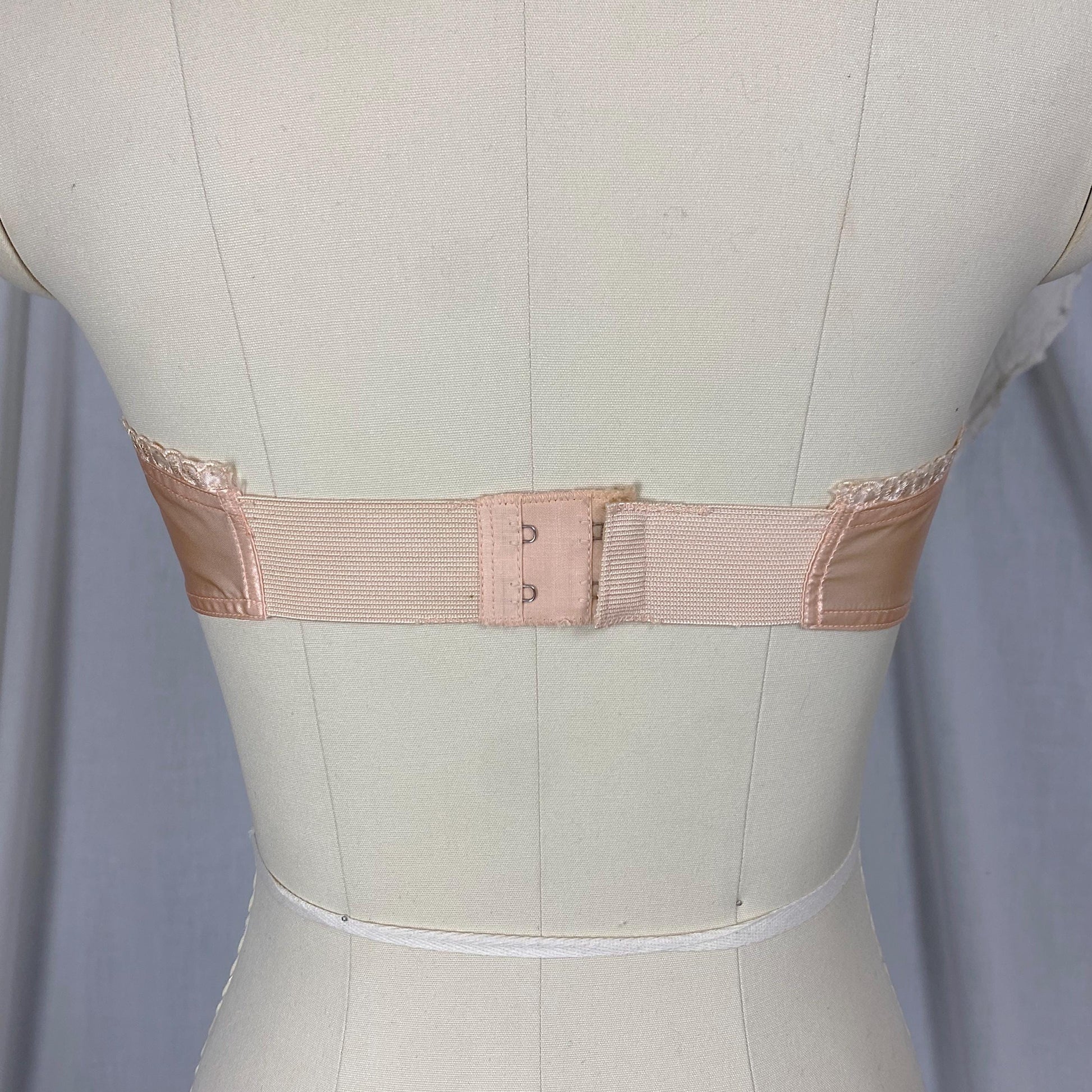 Vintage 1940's - 1950's Cathedral Bra | Peachy Pink Rayon Acetate Satin with Embroidered Scalloped Trim | Size XS | Stardust New with Tags