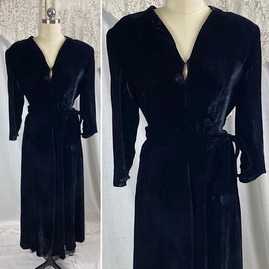 Vintage 1940's Dress | Black Silk Velvet with Keyhole Neckline & Long Sash Tie | Size M