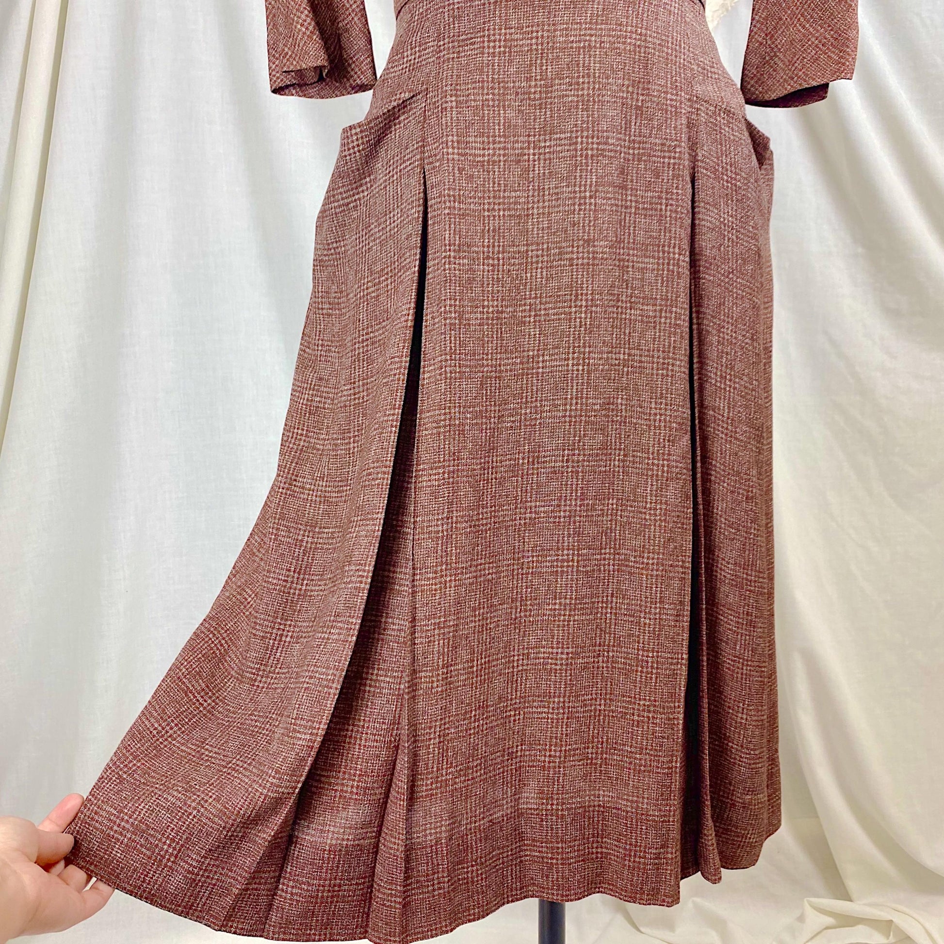 Vintage 1950's Dress | Brick Red Rayon Crepe with Check Pattern | Size M | L'Aiglon