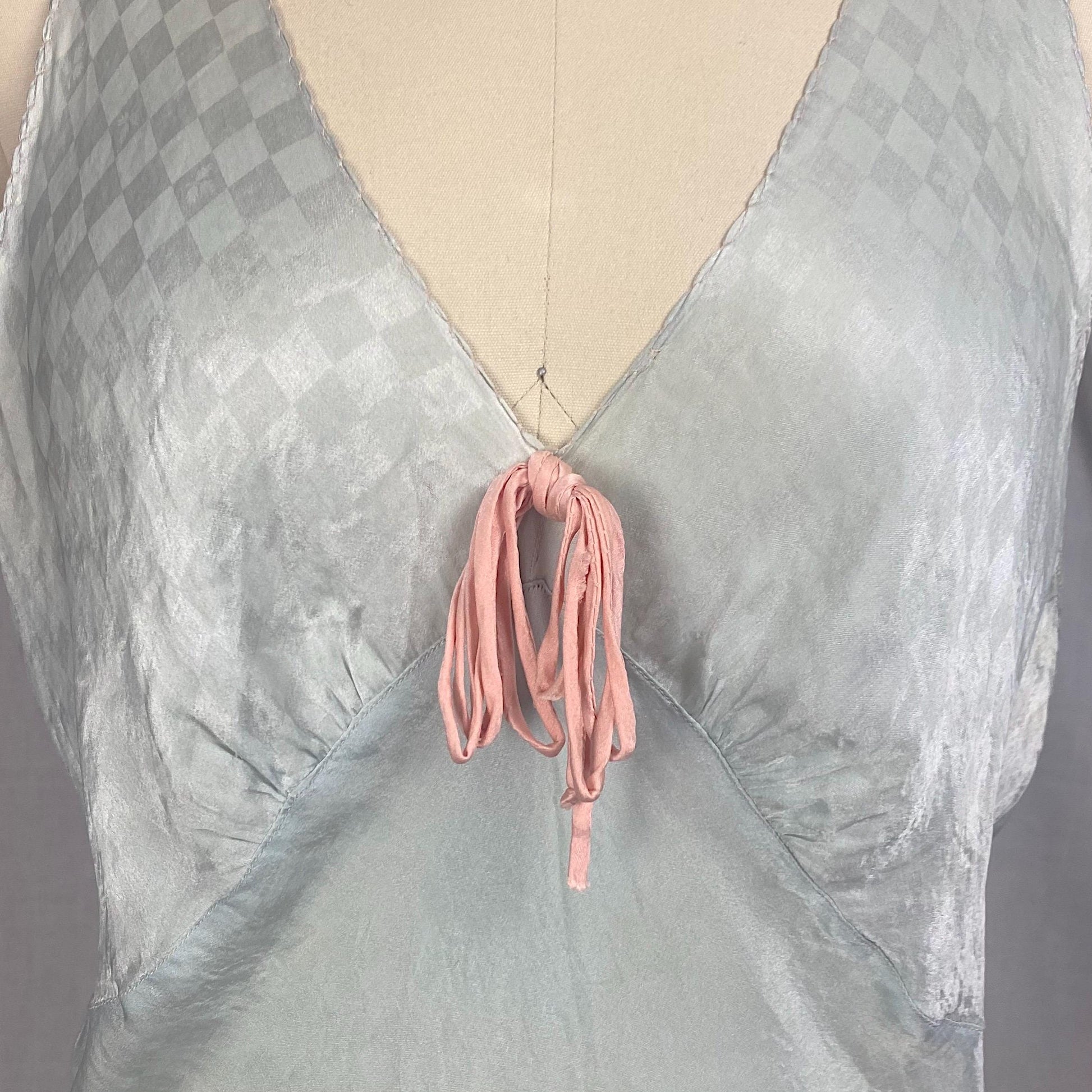 Vintage 1930's Nightgown | Dusty Blue Silk with Diamond Satin Damask Print & Pink Silk Bow | Size M, LG