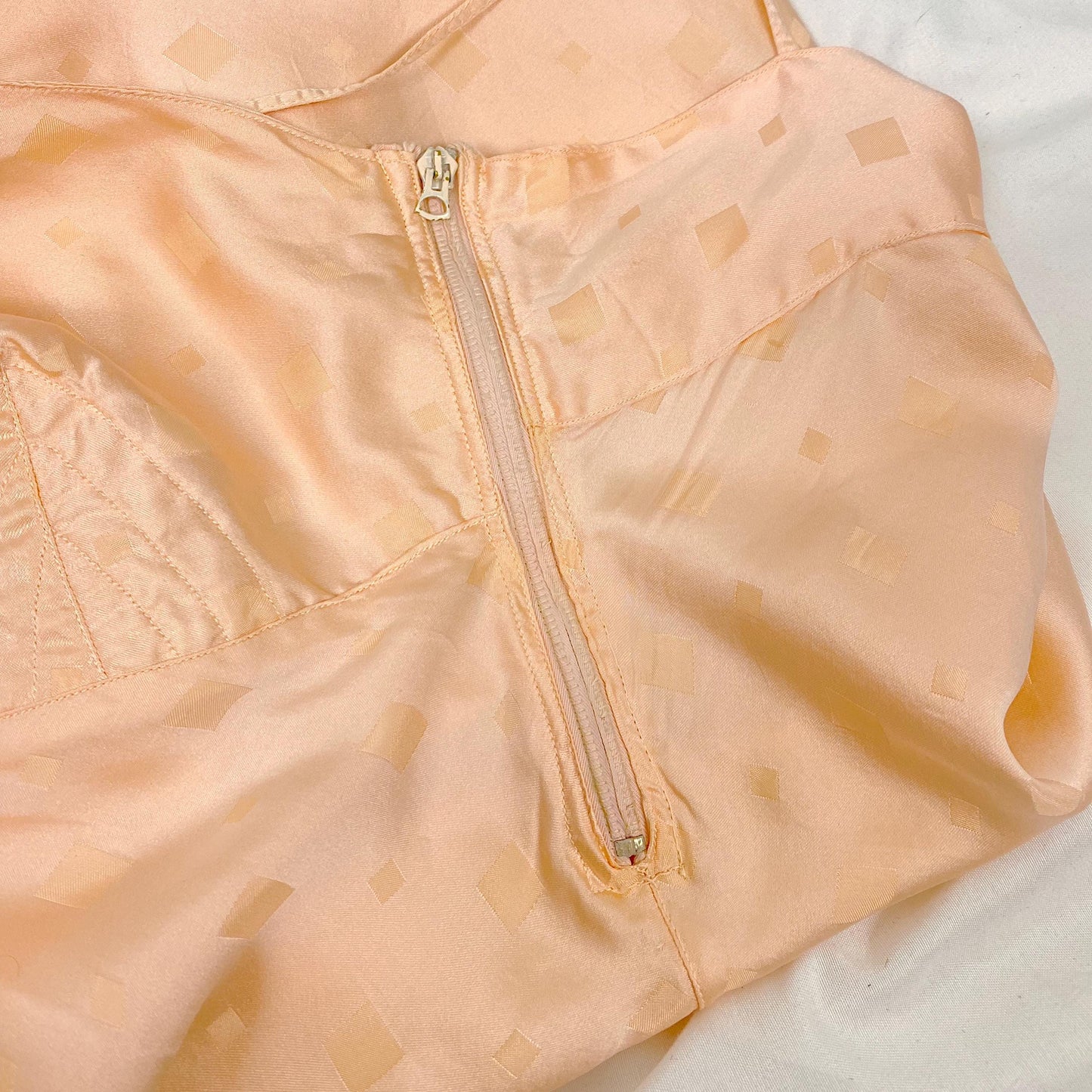 Vintage 1930's Teddy Chemise | Rose Gold Pink Silk with Diamond Satin Damask Pattern & Darted Bust | Size XXS, XS