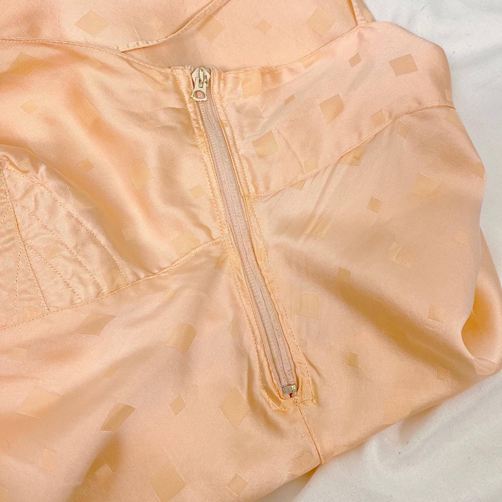 Vintage 1930's Teddy Chemise | Rose Gold Pink Silk with Diamond Satin Damask Pattern & Darted Bust | Size XXS, XS