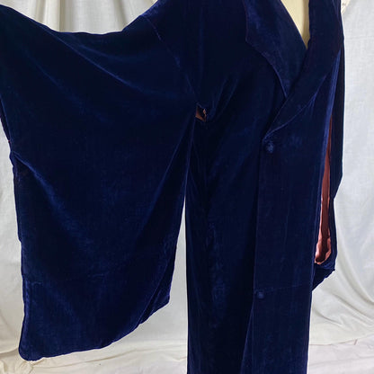 Vintage 1920's Kimono Robe | Deep Indigo Blue Velvet with Rose Pink Silk Lining | Size Free