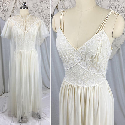 Vintage 1950's - 1960's Nightgown & Peignoir Set | Buttercream White Nylon with Floral Embroidery | Size S, M | By Carter's