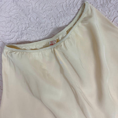 Vintage 1940's Tap Pants | Pale Nude Rayon with Ruffled Ivory Fan Lace | Size S, M | By Du Benay Midriff Slip