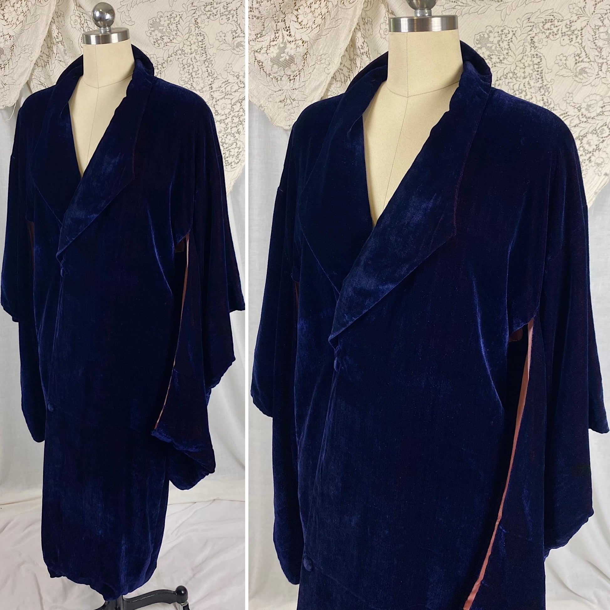 Vintage 1920's Kimono Robe | Deep Indigo Blue Velvet with Rose Pink Silk Lining | Size Free