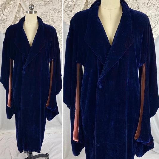 Vintage 1920's Kimono Robe | Deep Indigo Blue Velvet with Rose Pink Silk Lining | Size Free