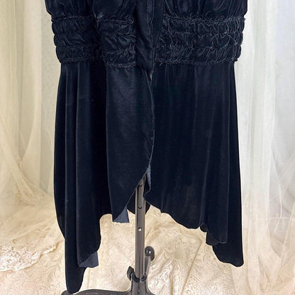 Vintage 1920's Cocoon Cape - Lush Black Velvet with Gold Silk Lining - Size XS, S, M - Daggers & Dames