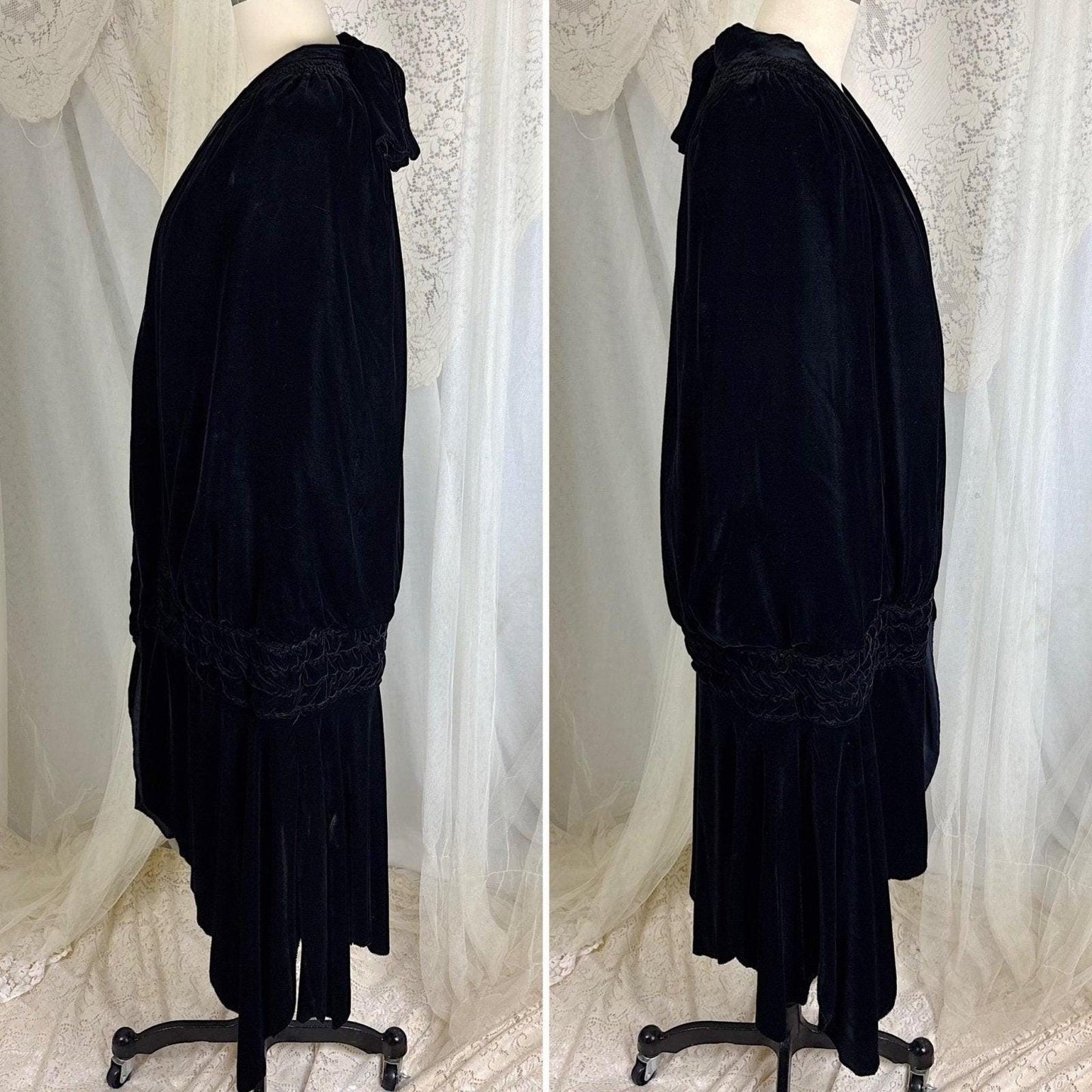Vintage 1920's Cocoon Cape - Lush Black Velvet with Gold Silk Lining - Size XS, S, M - Daggers & Dames