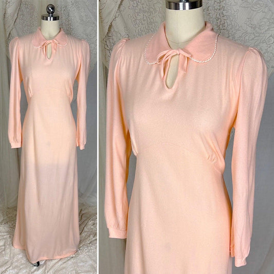 1940's Nightgown - Palest Peach Brushed Rayon with Long Sleeves & Keyhole Neck by Gordon Forest Mills - Daggers & Dames