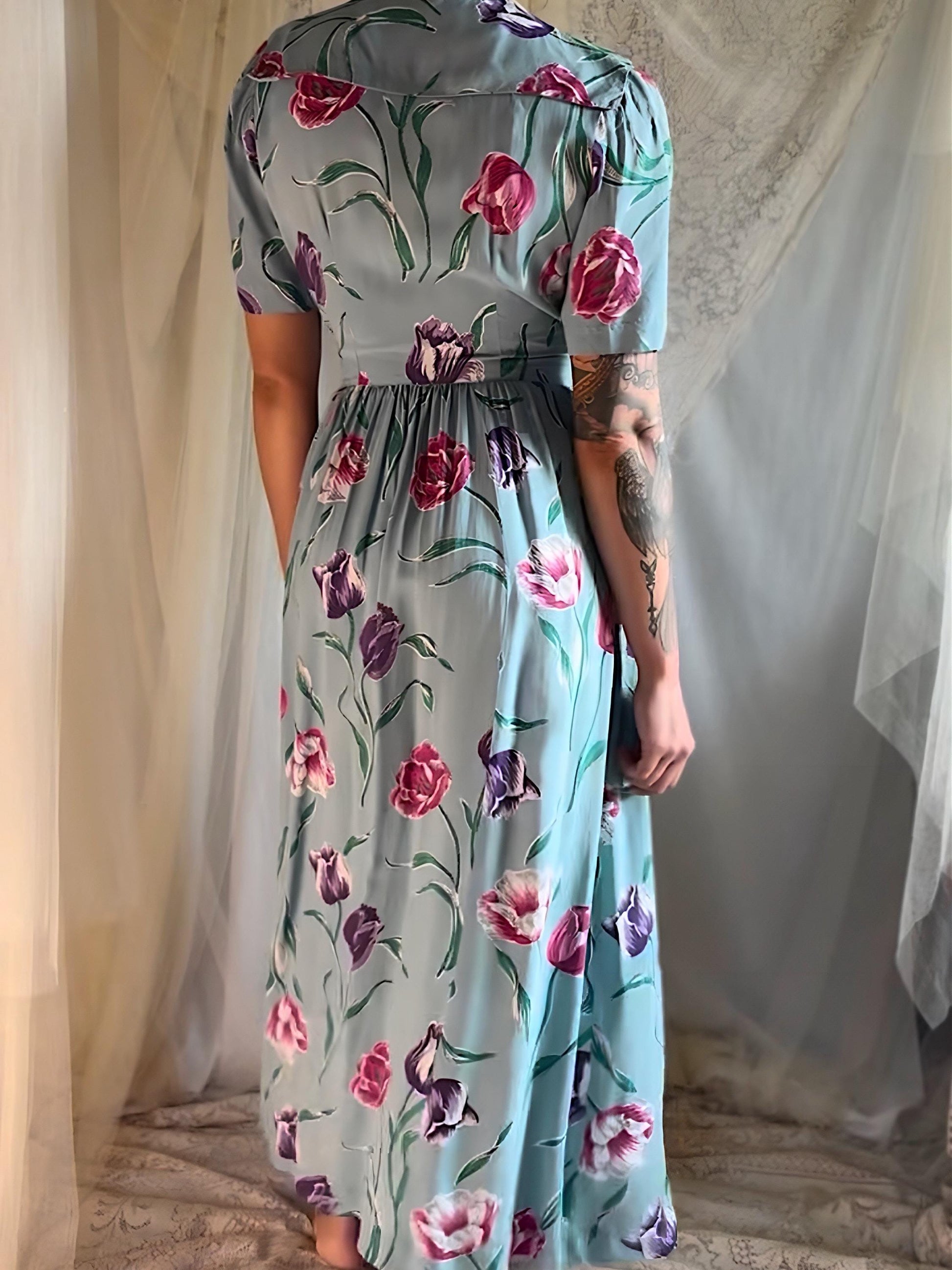 Vintage 1940s Dressing Gown - Sky Blue Rayon with Bold Floral Print by Vali Fashion
