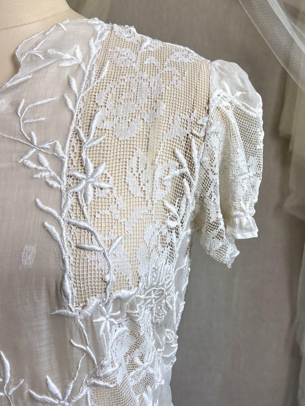 Antique 1920's Dress - Semi - Sheer White Cotton Lawn with Elaborate Mixed Lace & Embroidery | XS, S - Daggers & Dames