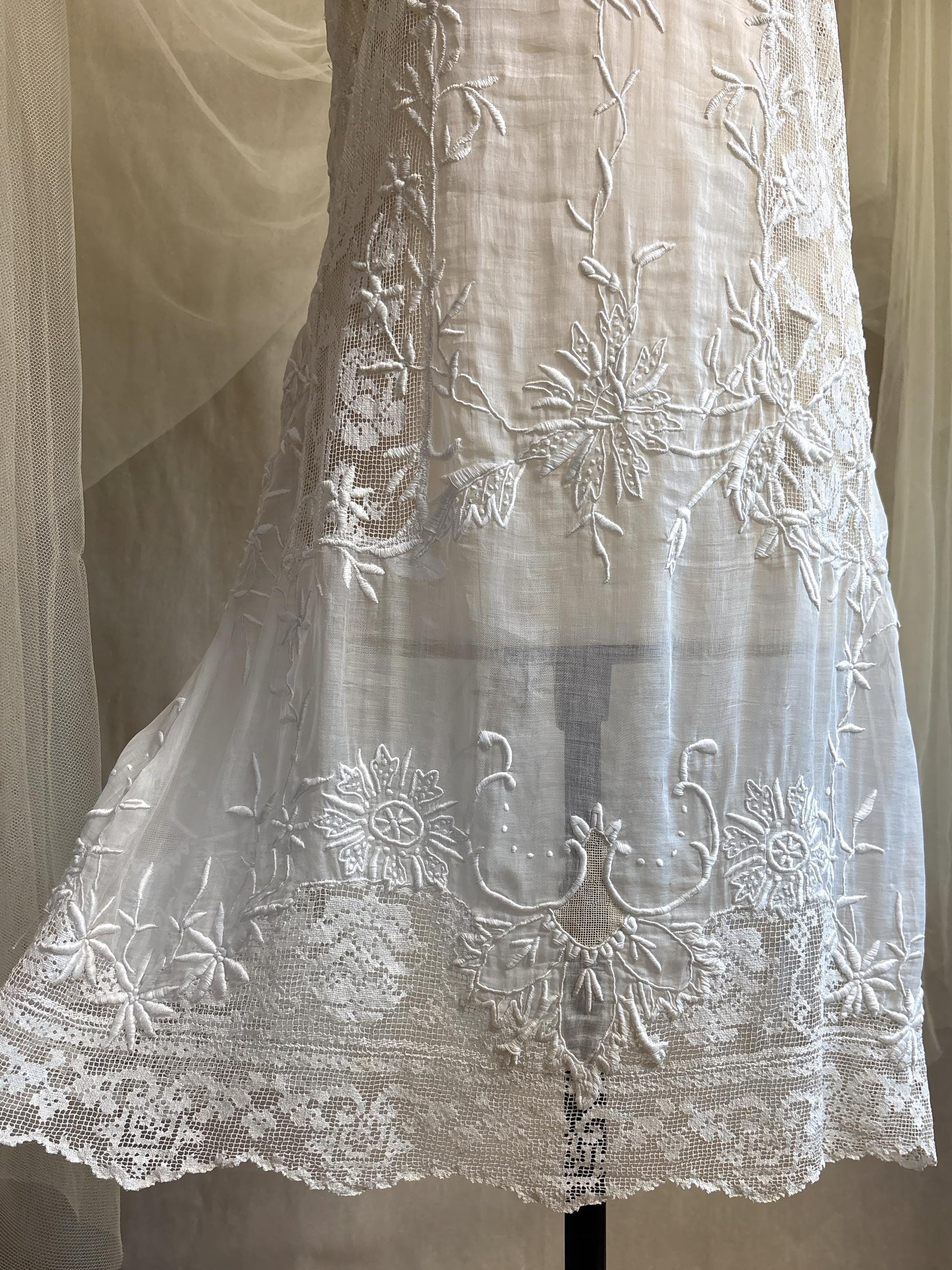 Antique 1920's Dress - Semi-Sheer White Cotton Lawn with Elaborate Mixed Lace & Couched Embroidery | XS, S