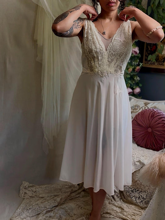 Vintage 1940’s - 1950’s Nightgown - Palest Pink Nylon Crepe with Ivory Floral Lace & Butterfly Appliqués by Hatem | M, LG