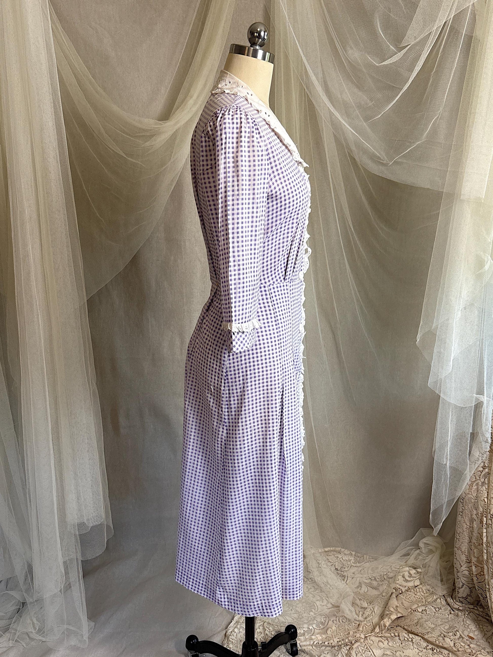 Vintage 1930's - 1940's Day Dress | Lilac Purple & White Gingham Print Cotton with Ruffled Eyelet Lace | M