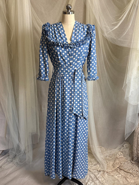 Vintage 1940's Dressing Gown Robe - Cornflower Blue Rayon with White Polka Dots & Ruffled Yoke - by Franklin Simon | S, M