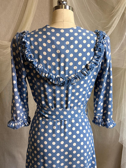 Vintage 1940's Dressing Gown Robe - Cornflower Blue Rayon with White Polka Dots & Ruffled Yoke - by Franklin Simon | S, M