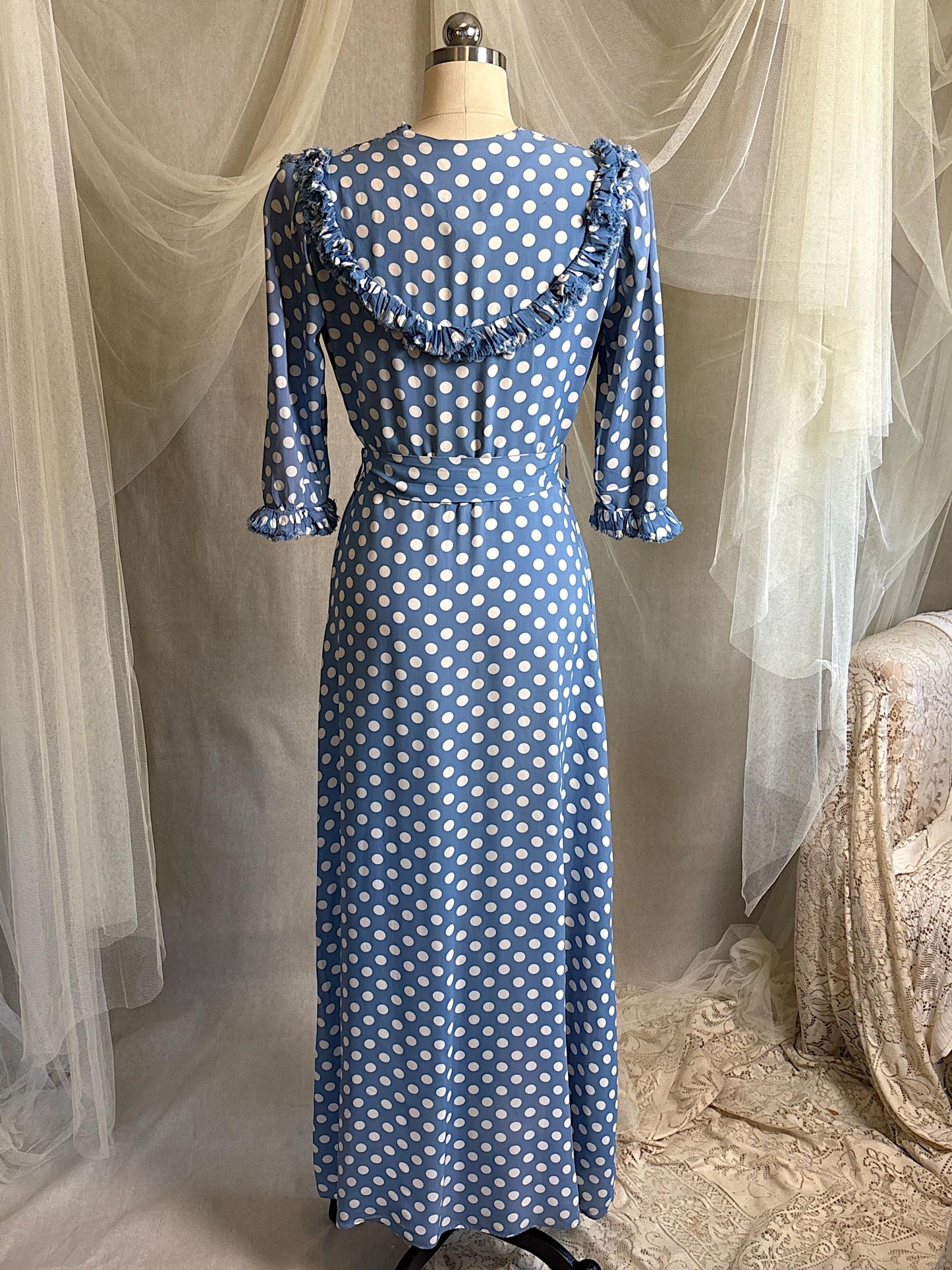 Vintage 1940's Dressing Gown Robe - Cornflower Blue Rayon with White Polka Dots & Ruffled Yoke - by Franklin Simon | S, M