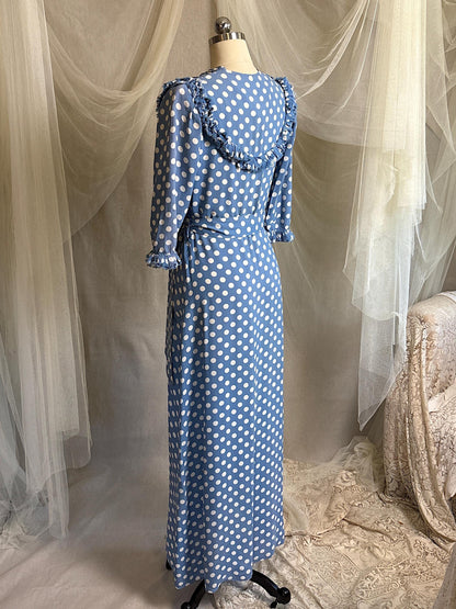 Vintage 1940's Dressing Gown Robe - Cornflower Blue Rayon with White Polka Dots & Ruffled Yoke - by Franklin Simon | S, M