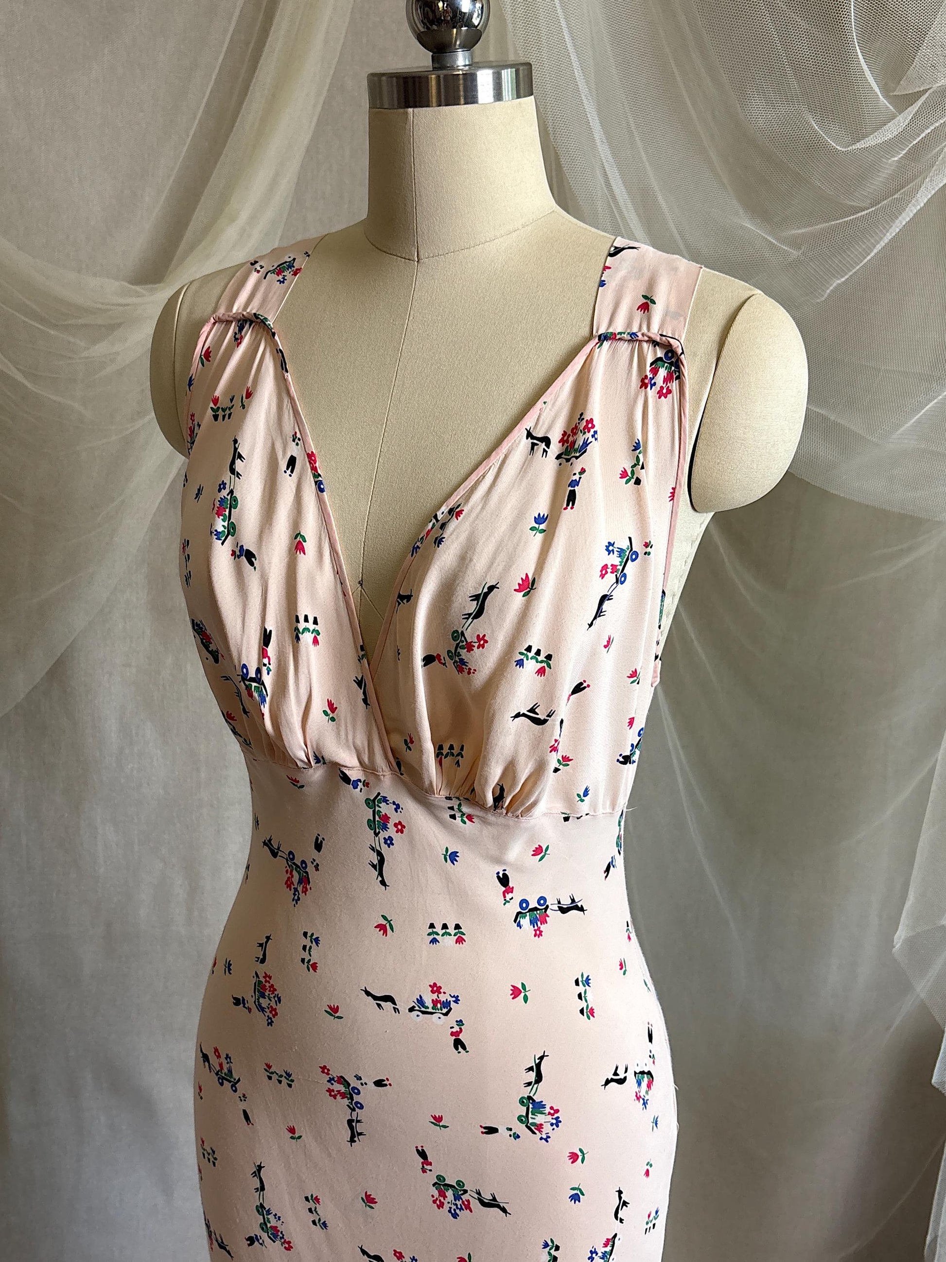 Vintage 1940's Nightgown - Pale Pink Rayon with Scandinavian Folk Floral Print | XXS, XS