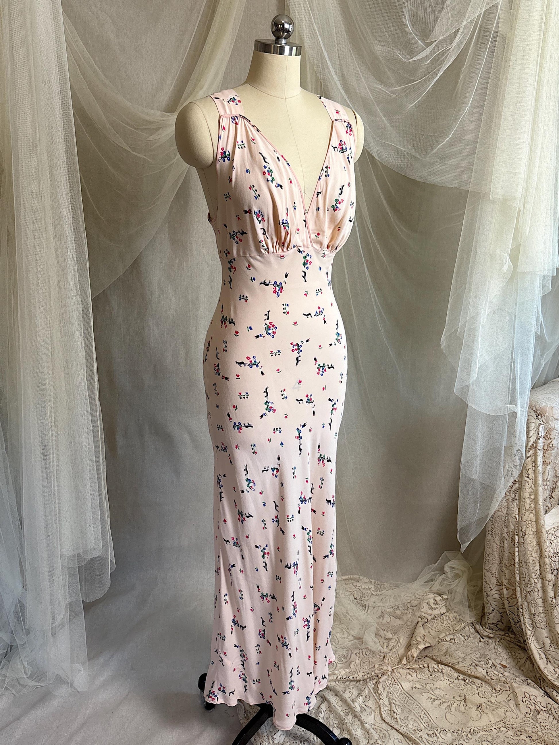 Vintage 1940's Nightgown - Pale Pink Rayon with Scandinavian Folk Floral Print | XXS, XS