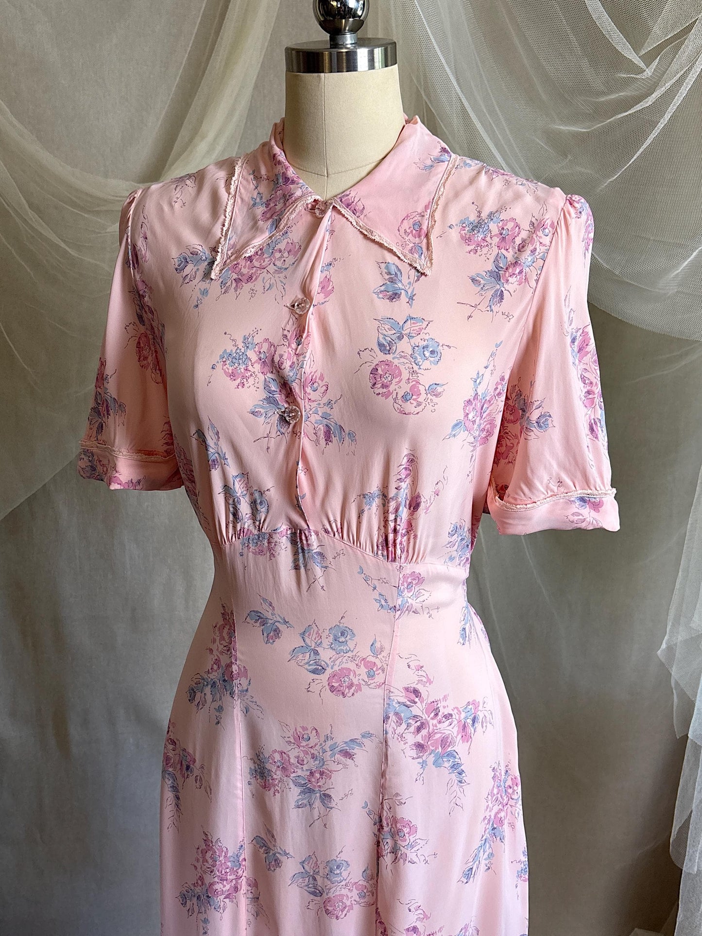 Vintage 1940's Nightgown - Semi Sheer Tea Rose Pink Rayon Chiffon with Floral Print | XS, S