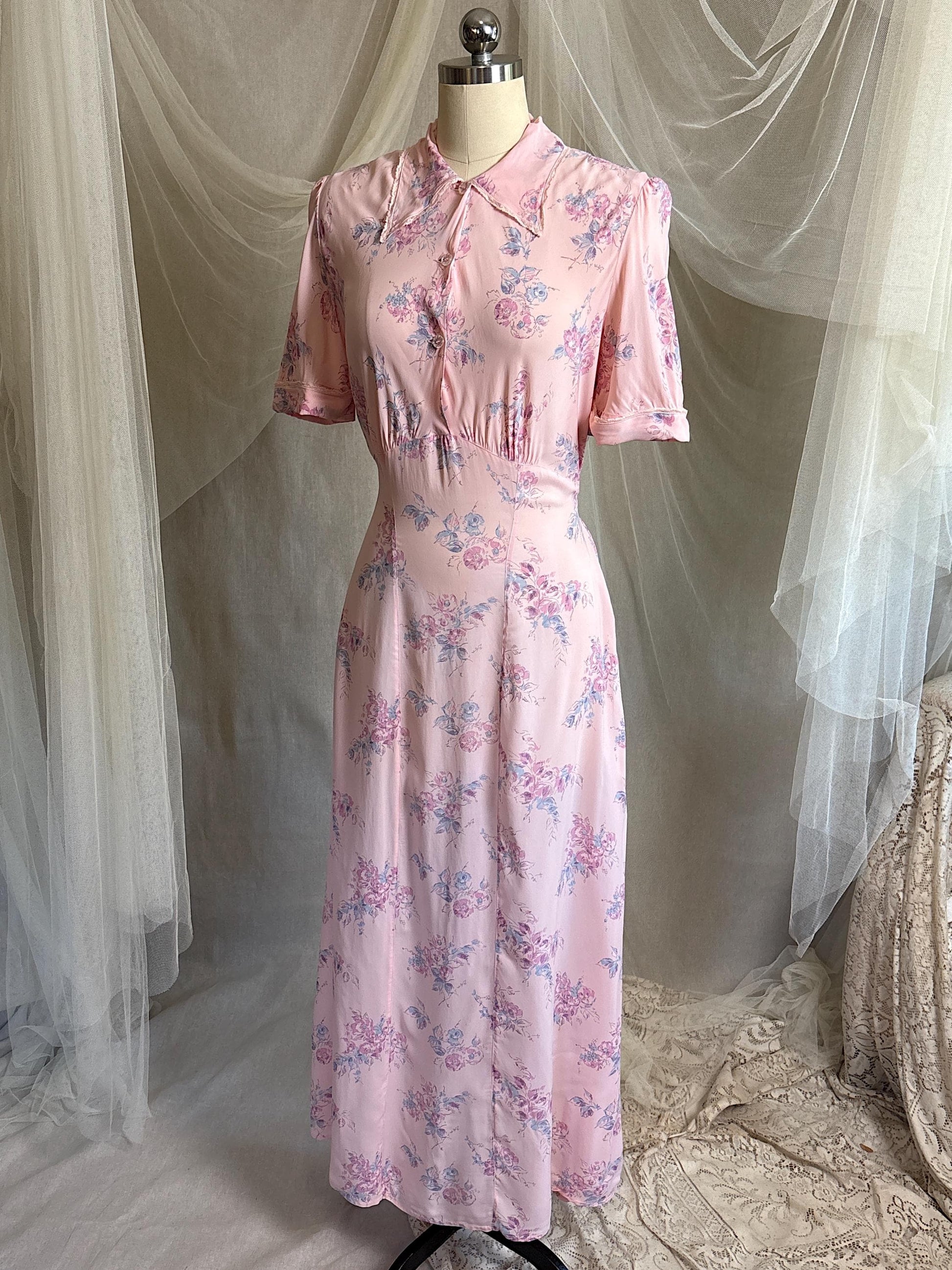 Vintage 1940's Nightgown - Semi Sheer Tea Rose Pink Rayon Chiffon with Floral Print | XS, S