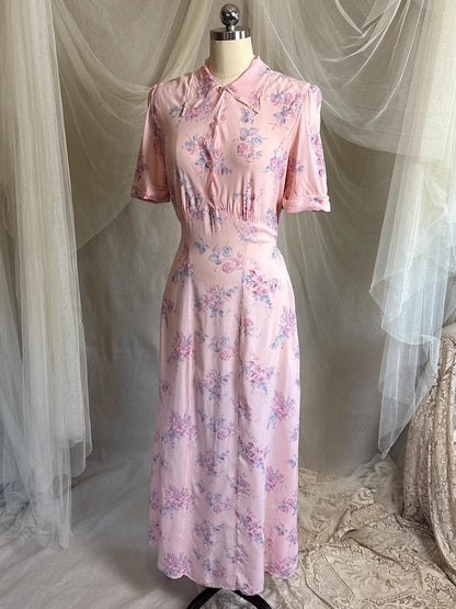 Vintage 1940's Nightgown - Semi Sheer Tea Rose Pink Rayon Chiffon with Floral Print | XS, S