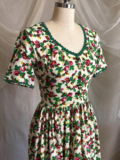 Vintage 1950's Day Dress | Cream Cotton with Floral Folk Print & Brass Button Closure | XS