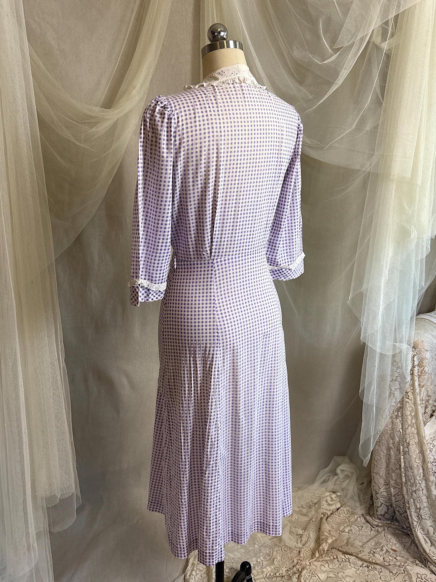 Vintage 1930's - 1940's Day Dress | Lilac Purple & White Gingham Print Cotton with Ruffled Eyelet Lace | M