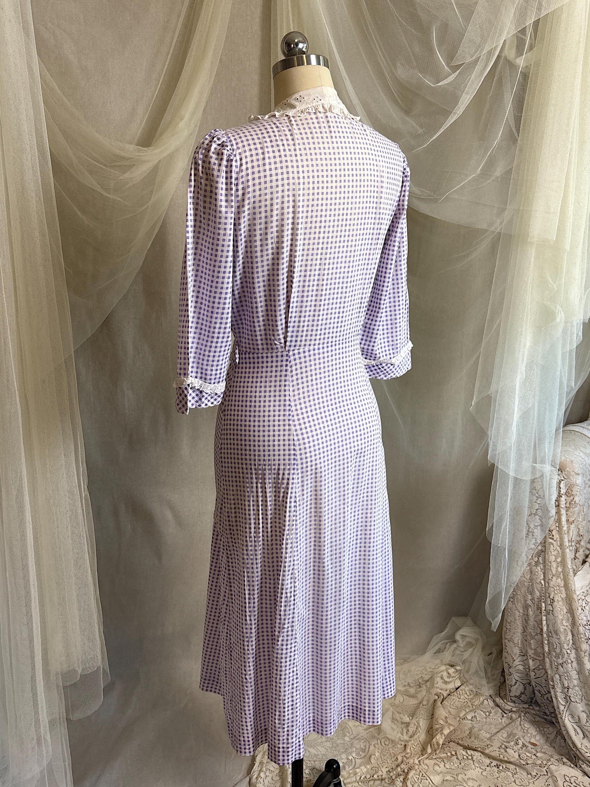 Vintage 1930's - 1940's Day Dress | Lilac Purple & White Gingham Print Cotton with Ruffled Eyelet Lace | M