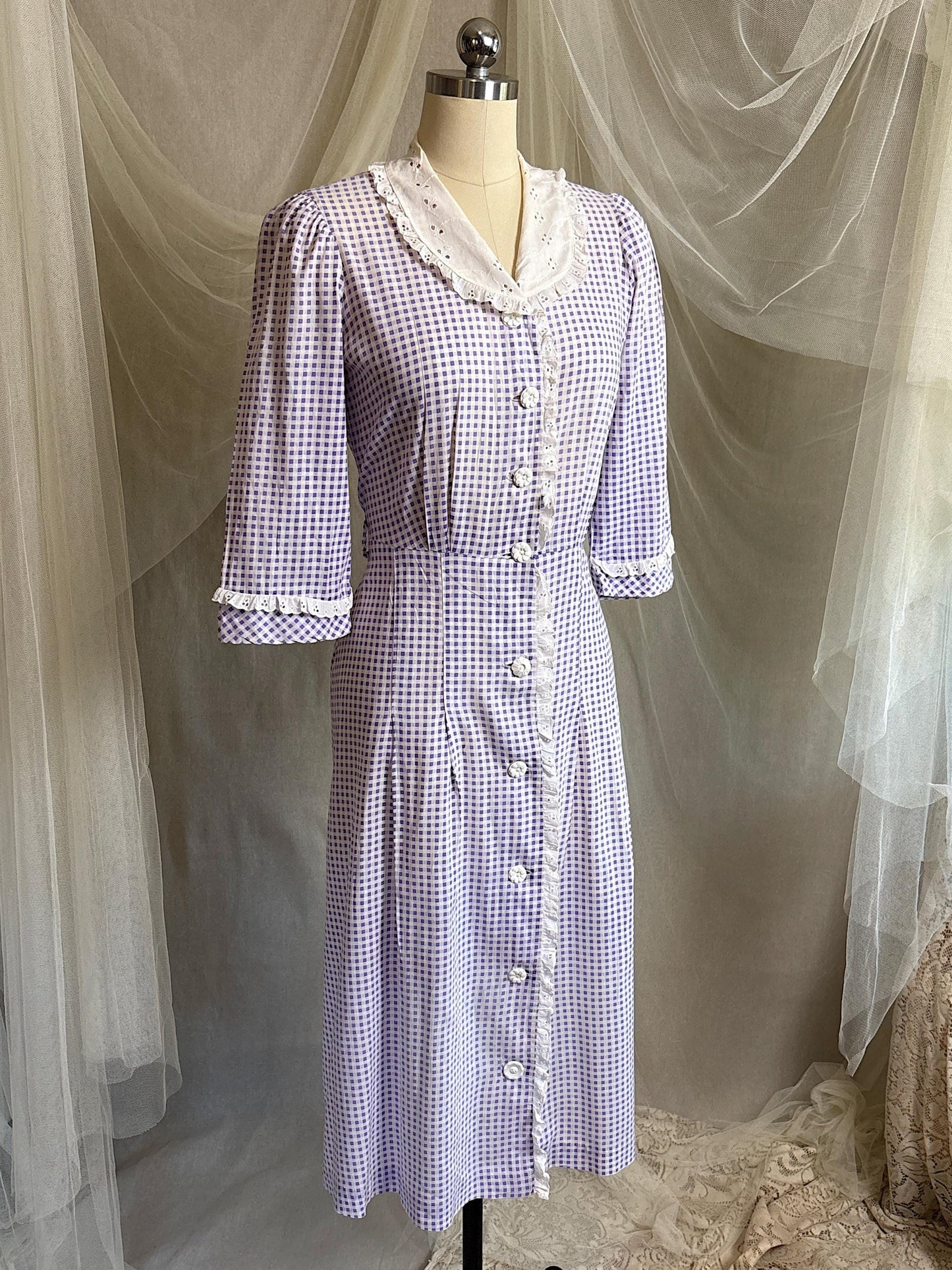 Vintage 1930's - 1940's Day Dress | Lilac Purple & White Gingham Print Cotton with Ruffled Eyelet Lace | M