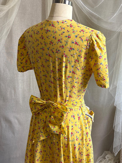 Vintage 1940's Dressing Gown | Sunny Yellow Cotton with Red Ditsy Floral Print | S
