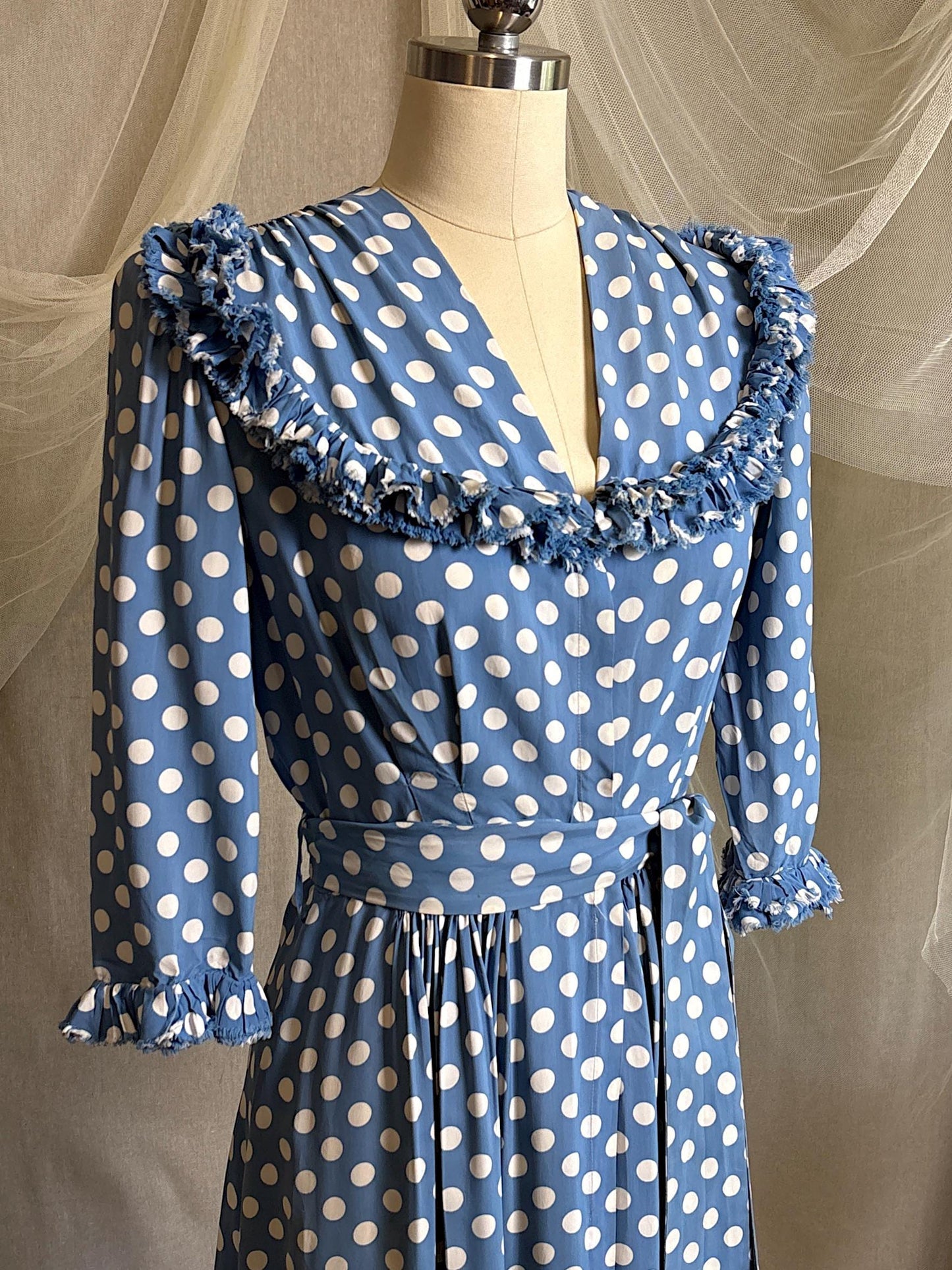 Vintage 1940's Dressing Gown Robe - Cornflower Blue Rayon with White Polka Dots & Ruffled Yoke - by Franklin Simon | S, M