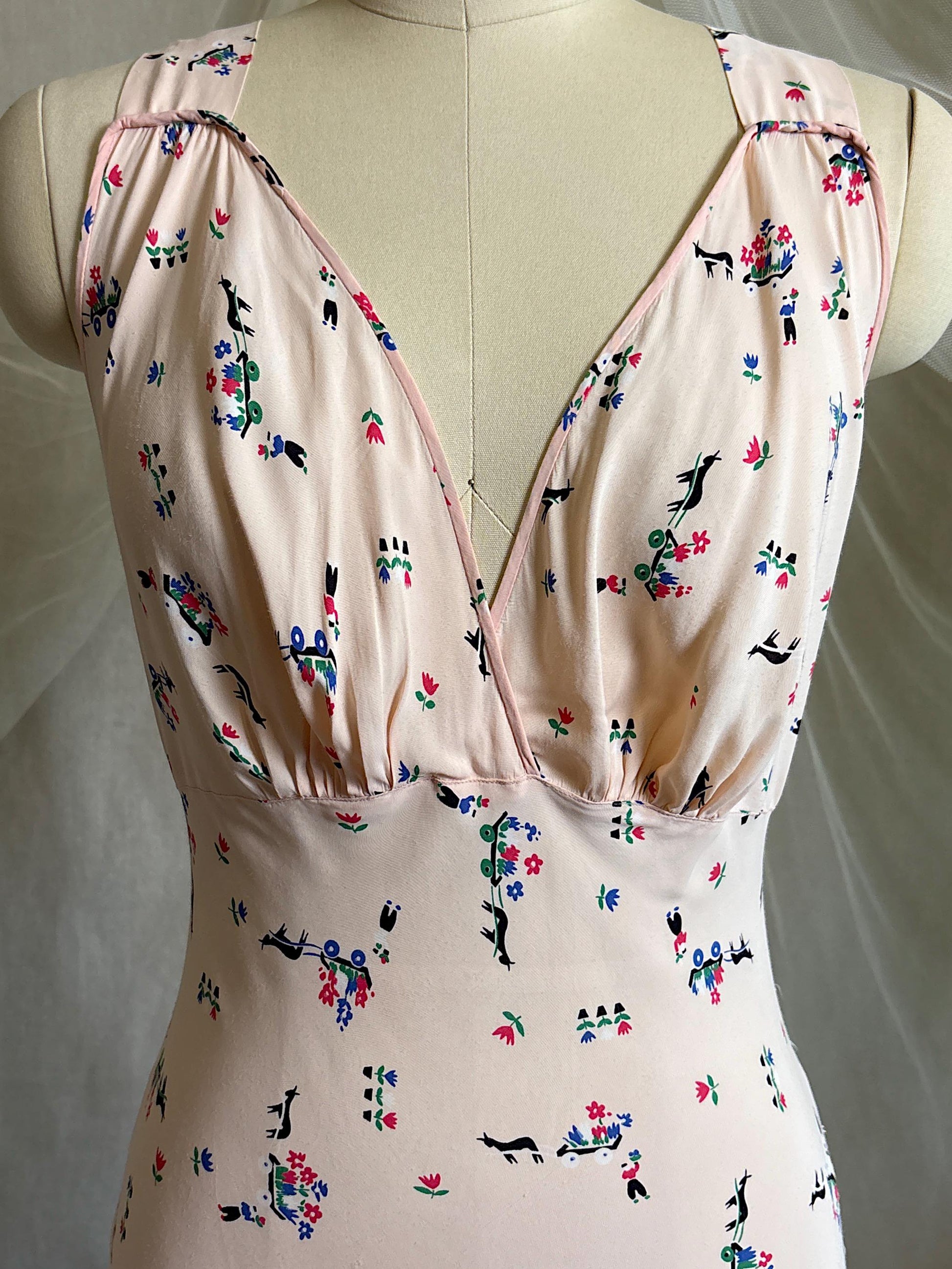 Vintage 1940's Nightgown - Pale Pink Rayon with Scandinavian Folk Floral Print | XXS, XS