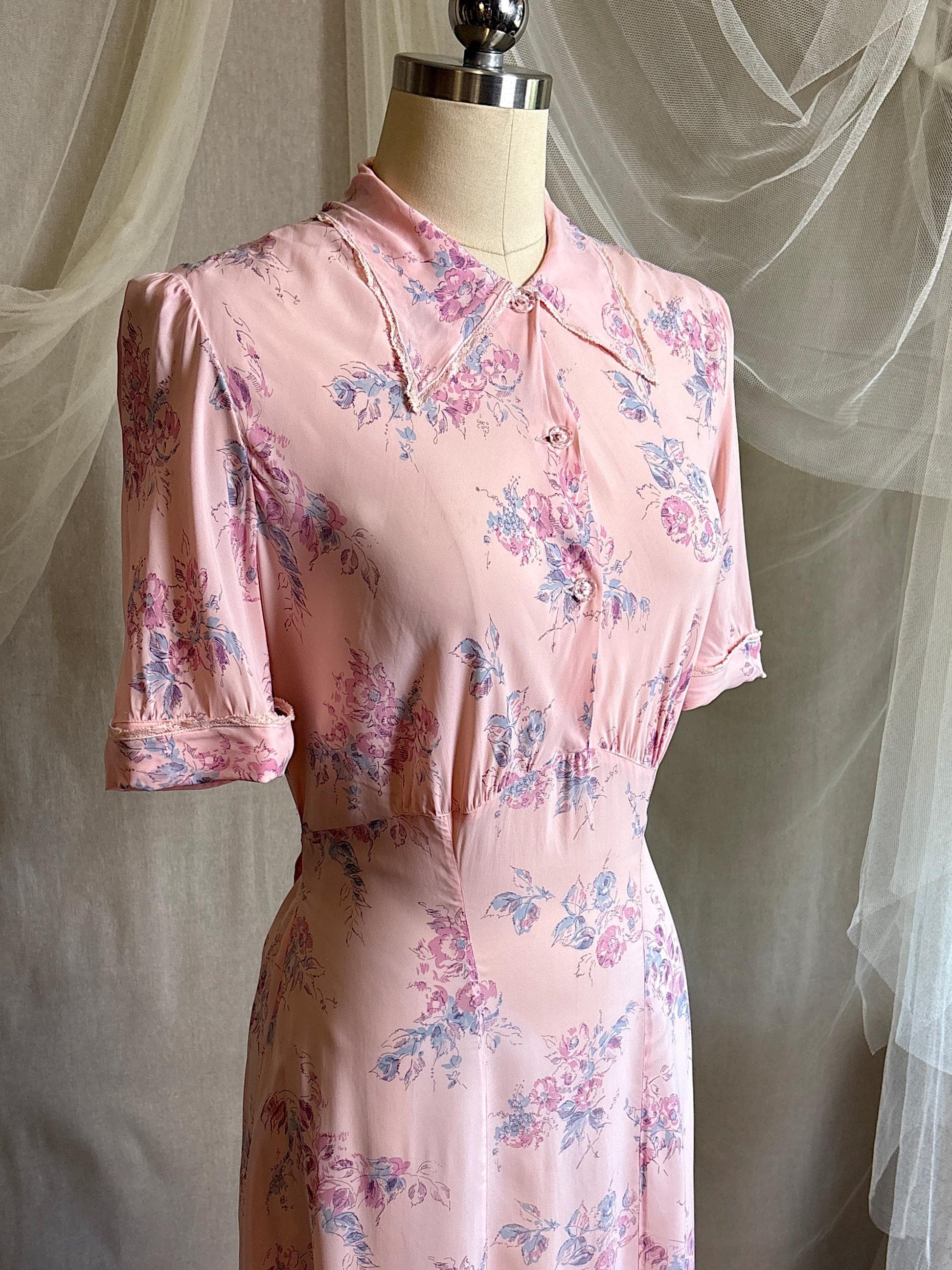 Vintage 1940's Nightgown - Semi Sheer Tea Rose Pink Rayon Chiffon with Floral Print | XS, S