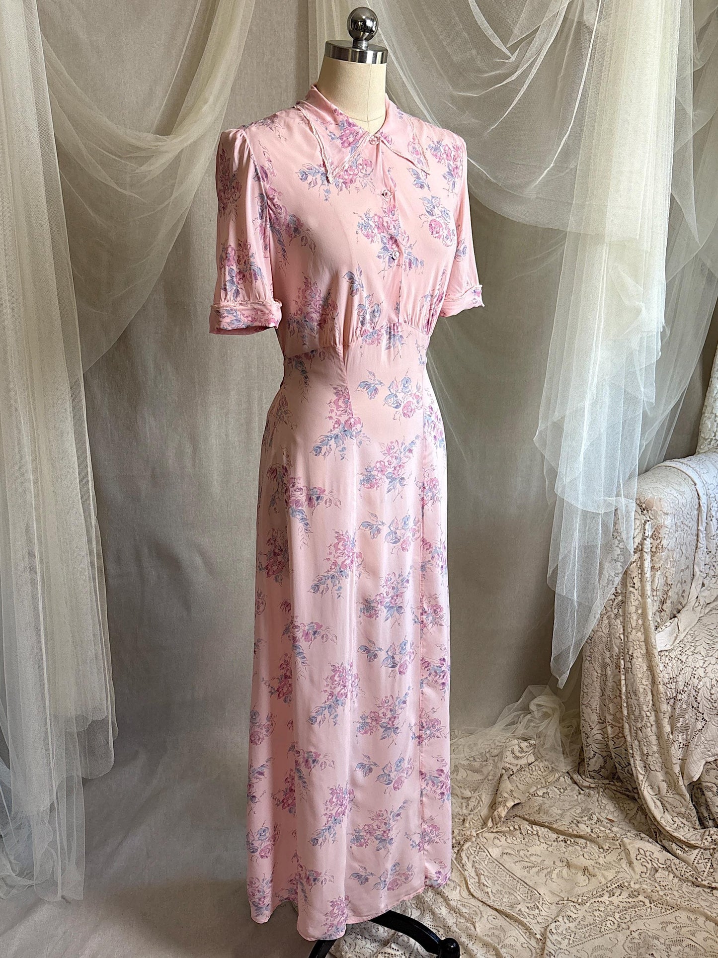 Vintage 1940's Nightgown - Semi Sheer Tea Rose Pink Rayon Chiffon with Floral Print | XS, S