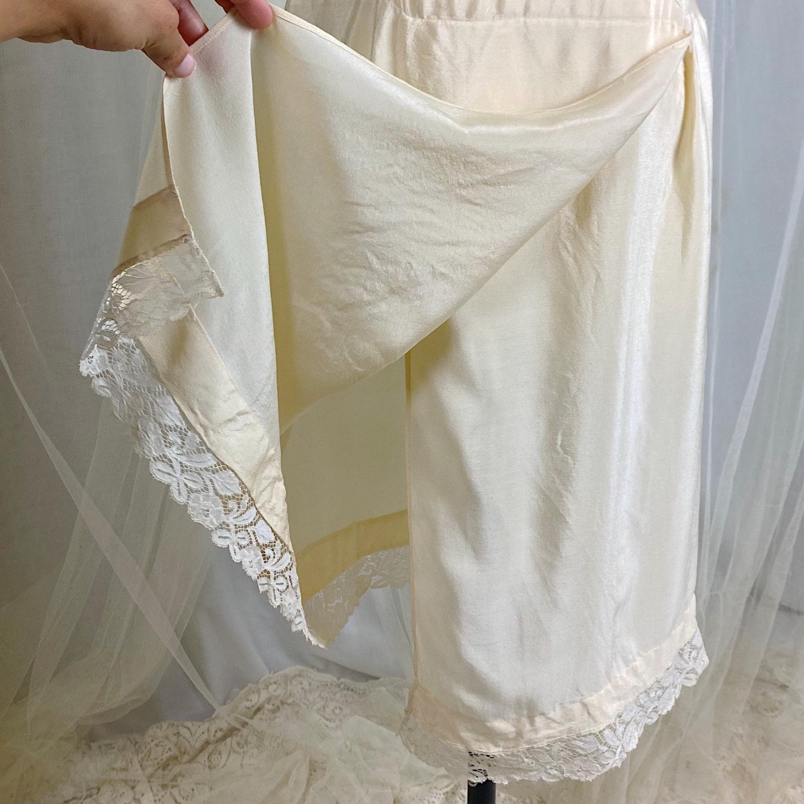 Vintage 1910's - 1920's Chemise - Ivory Silk with Floral Cotton Lace & Pink Silk Ribbon Floral Adornment - Size S, M - Daggers & Dames