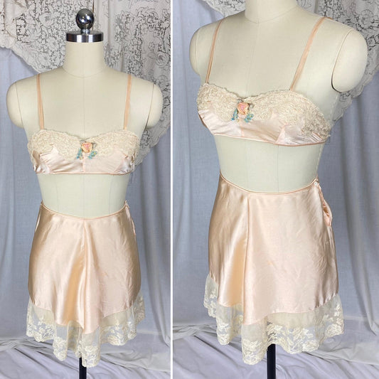 Vintage 1920's - 1930's Tap Pants & Bralette Lingerie Set | Powder Pink Silk with Ivory Alencon Lace | Size S - Daggers & Dames