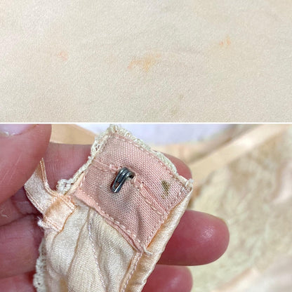Vintage 1920's - 1930's Tap Pants & Bralette Lingerie Set | Powder Pink Silk with Ivory Alencon Lace | Size S - Daggers & Dames