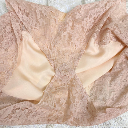 Vintage 1920's - 1930's Tap Pants | Rich Rose Gold Silk Satin with Wide Deep Nude Lace | Size M, LG - Daggers & Dames