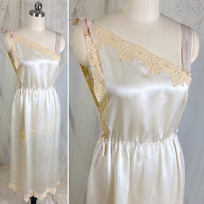 Vintage 1920's Pearl White Silk Nightgown with Grapevine Tambour Lace size XS - Daggers & Dames