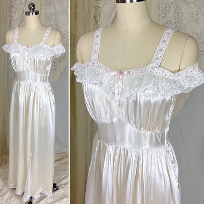 Vintage 1930's - 1940's Pearl White Rayon Satin & Chantilly Lace Nightgown & Bed Jacket Set, size XS - Daggers & Dames