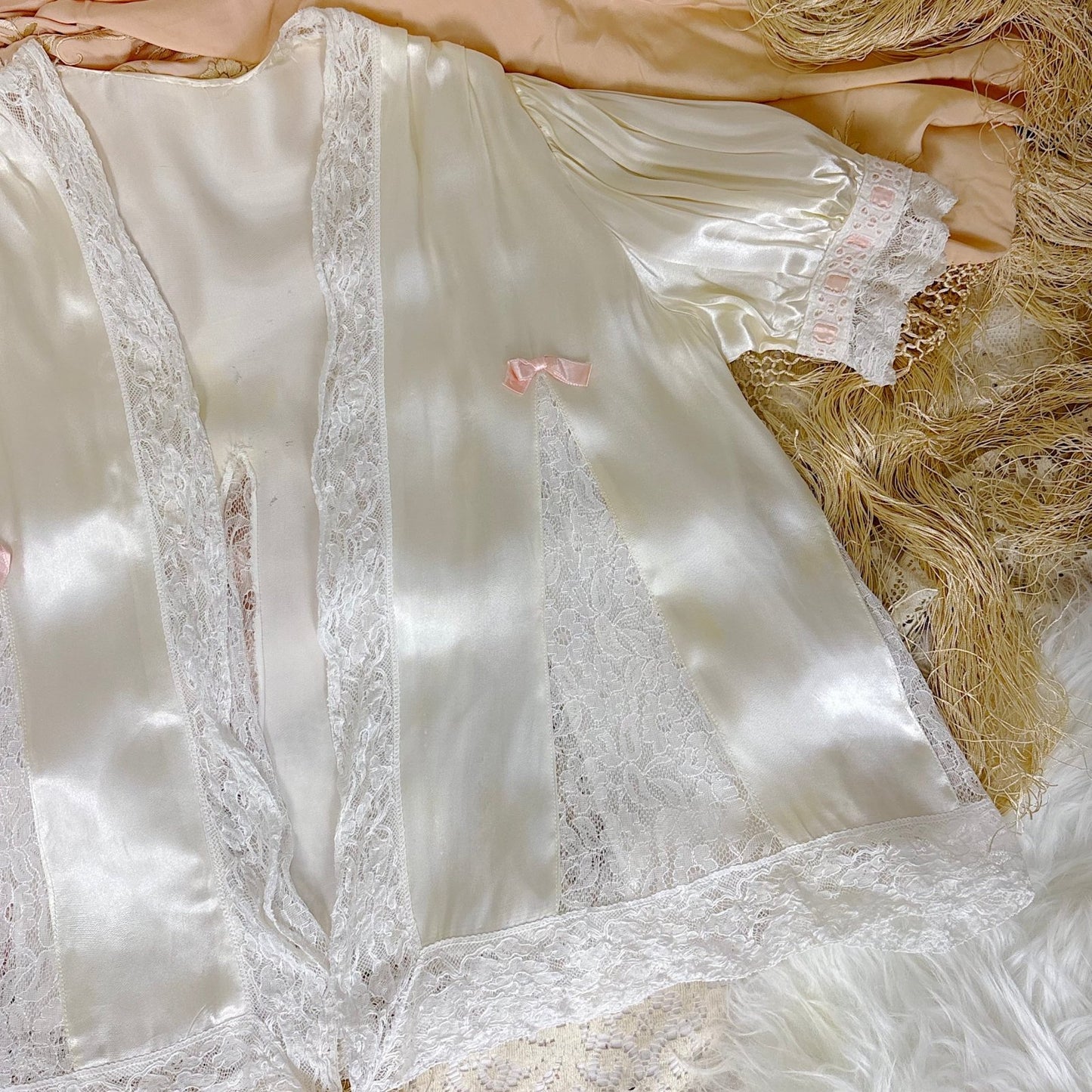 Vintage 1930's - 1940's Pearl White Rayon Satin & Chantilly Lace Nightgown & Bed Jacket Set, size XS - Daggers & Dames